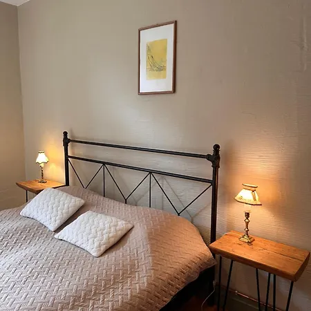 Baznicas Ielas Apartman